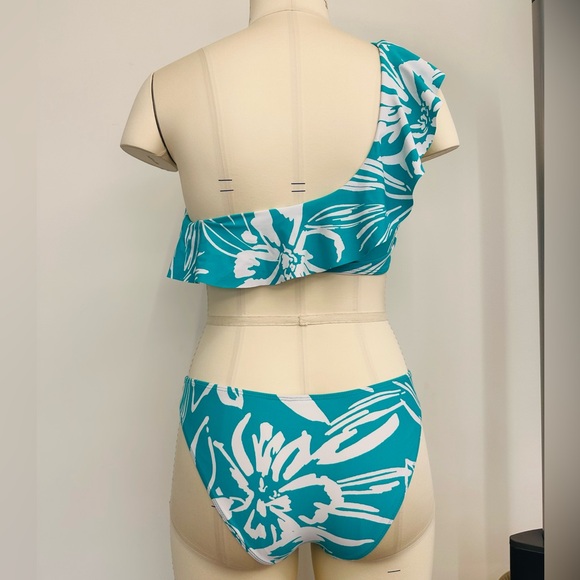 Blue Floral Ruffle Set - Picture 3 of 3